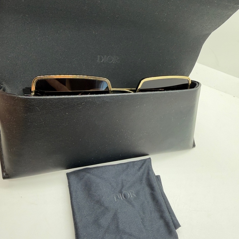 Authentic Christian Dior 30Montaigne SU 58MM Sunglasses Gold - Picture 9 of 10